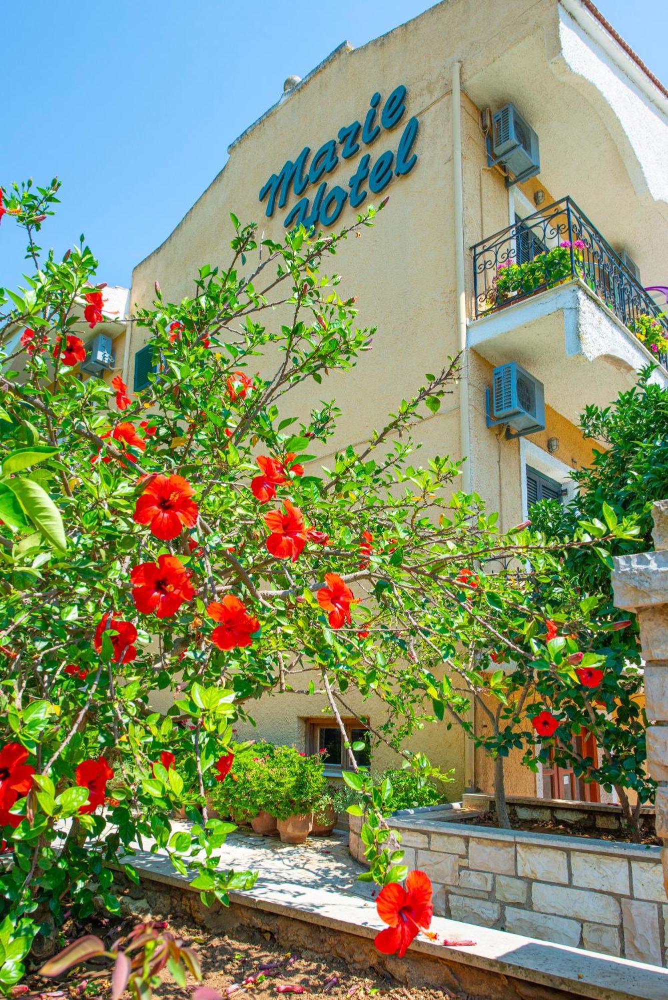 Marie Hotel Acharavi  Esterno foto